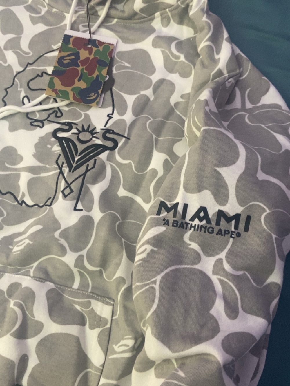 Bape Robe - White/Grey Camo - Picture 4 of 5